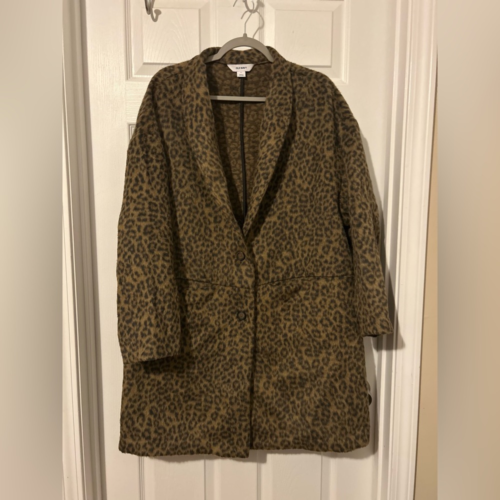 Old Navy Women's Brown Leopard Teddy Jacket